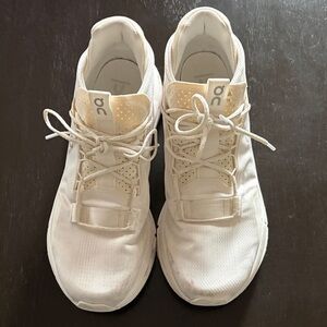 On Cloud Running white Athletic Shoes
